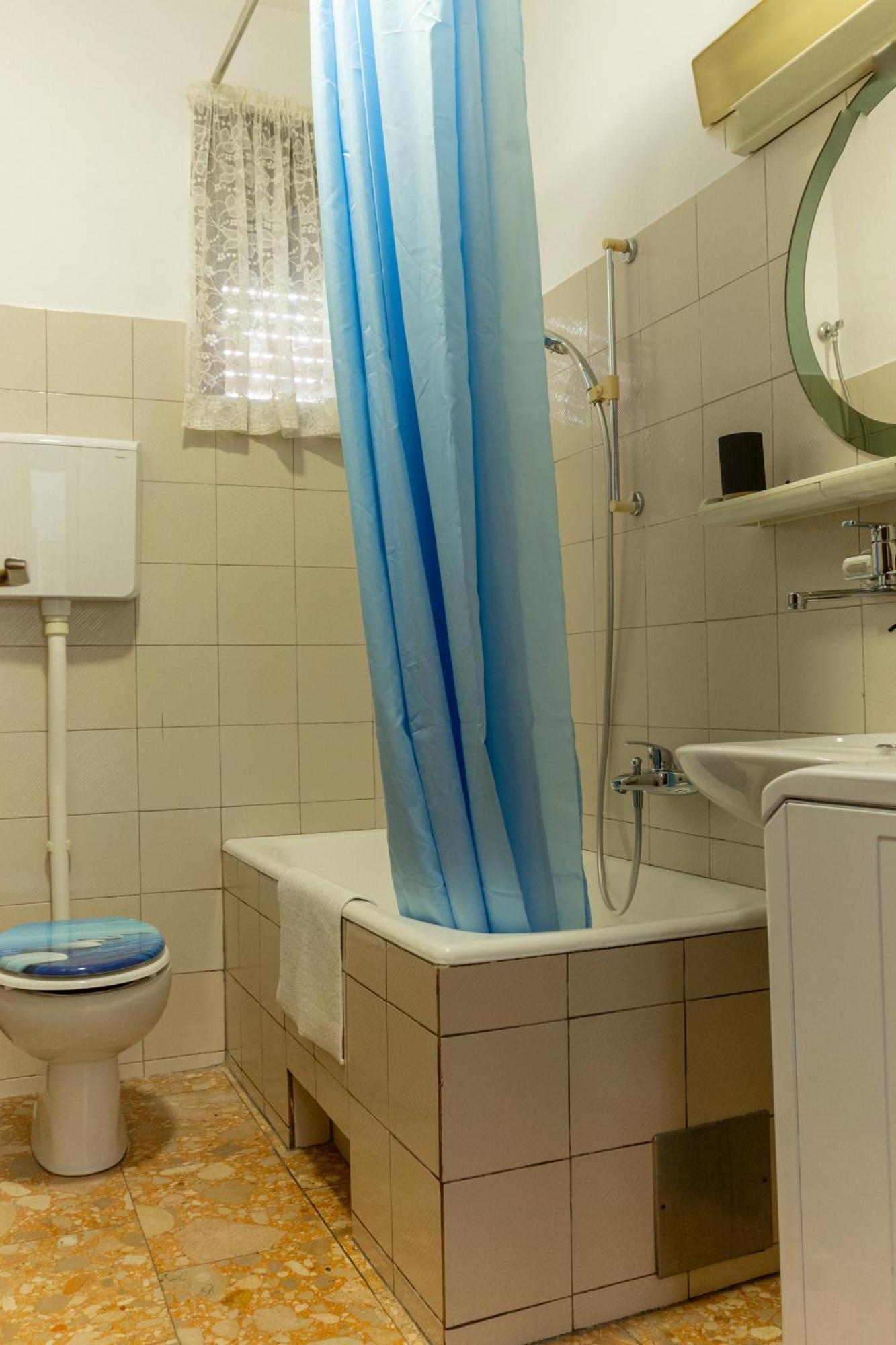 Sea View Retreat With 170Mbps Wifi And Sunny Balcony Apartment Kastav Exterior foto