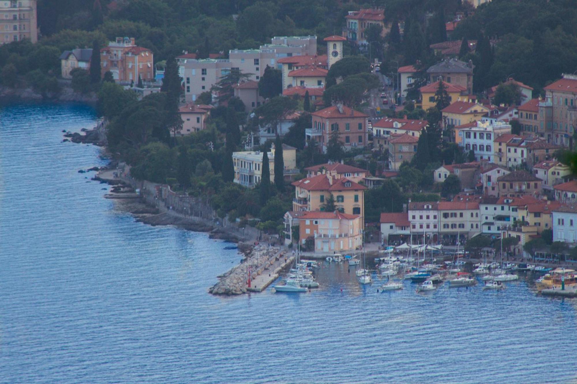 Sea View Retreat With 170Mbps Wifi And Sunny Balcony Apartment Kastav Exterior foto